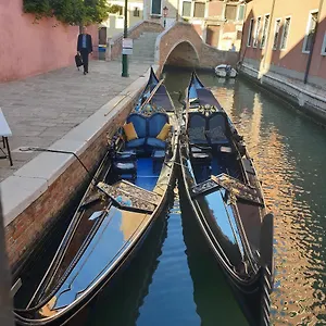 Central Lovely Typical Rialto Venecia